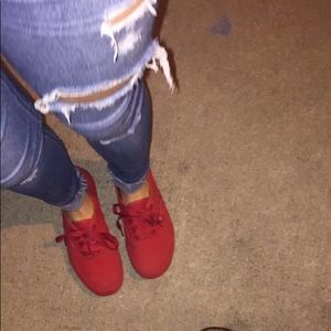 Authentic True Red Vans || Men: 5.5 || Women: 7